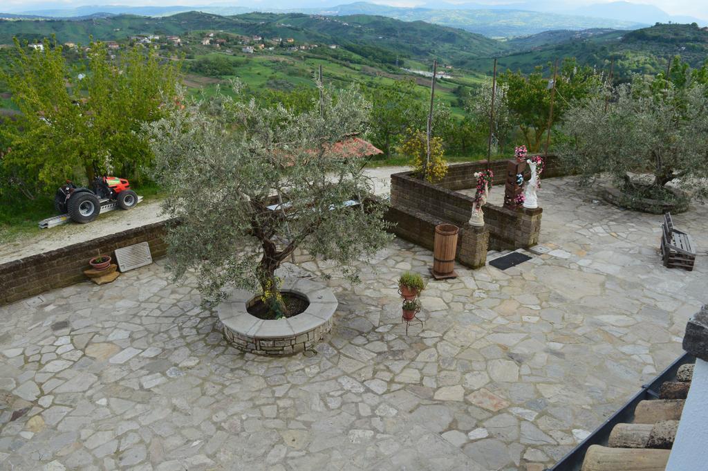 Villa Tre Colli Agri B&B Ariano Irpino Exterior photo