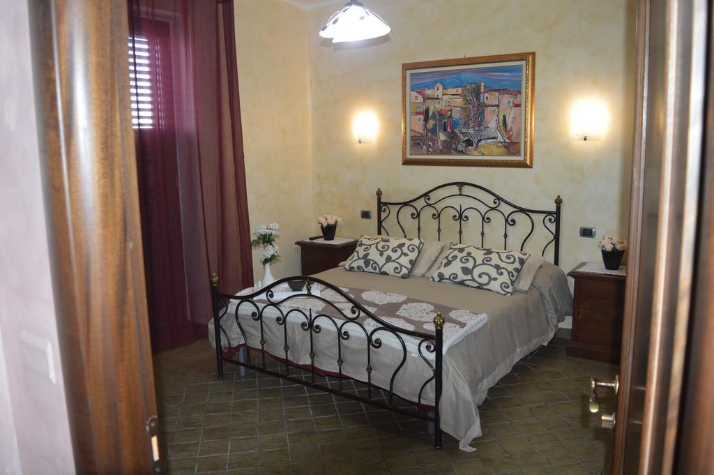 Villa Tre Colli Agri B&B Ariano Irpino Exterior photo